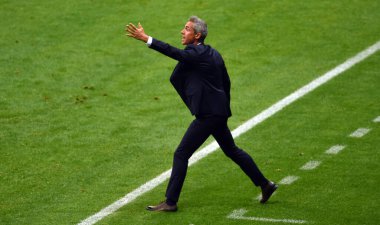 WARsaw, POLAND - 08 Eylül 2021: Dünya Kupası 2022 Katar eleme derecesi Polonya - İngiltere, Paulo Sousa Koç (Polonya) 