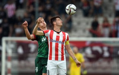 CRACOV, POLAND - Polonya Futbol Ligi maçı Krakovia Krakow - Slask Wroclaw, Szymon Lewkot (Slask Wroclaw) Pelle Van Amersfort (Cracovia)) 