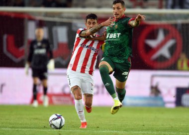 CRACOV, POLAND - AUGust 01, 2021: Polonya Futbol Ligi oyunu Krakovia Krakow - Slask Wroclaw, Sergiu Hanca (Krakovia) Erik Exposito (Slask Wroclaw)) 