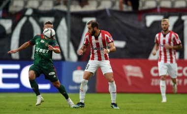 CRACOV, POLAND - Polonya Futbol Ligi maçı Krakovia Krakow - Slask Wroclaw, Robert Pich (Slask Wroclaw) Luis Rocha (Cracovia))  