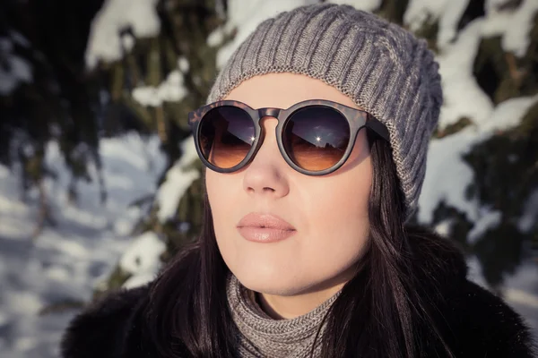 Portrait close up of a pretty young woman — Stock Photo, Image