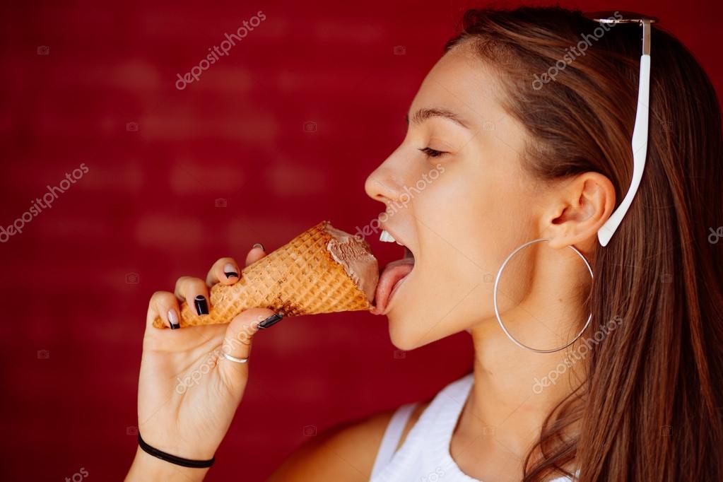 Hot Girl Eating