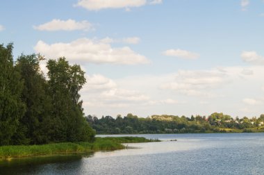 Nehir ve alan manzara