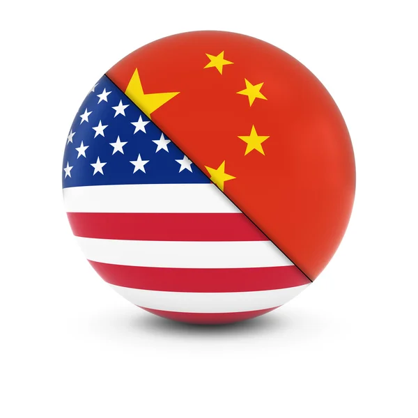 Flaga Amerykańska i chiński piłkę - Split flagi Usa i Chiny — Zdjęcie stockowe
