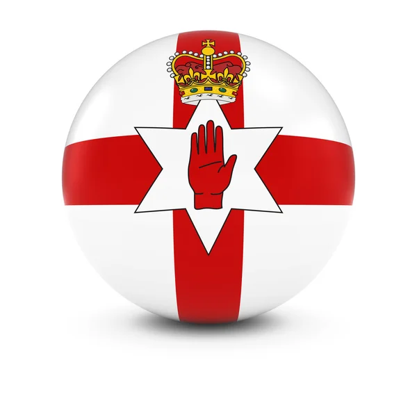 Ulster Flag Ball - Ulster Flag of Northern Ireland erillisellä pallolla — kuvapankkivalokuva