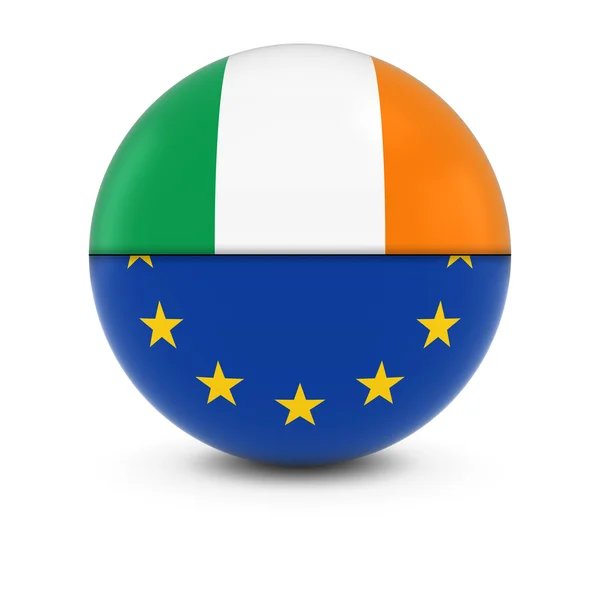 Bandera de Irlanda y Europa - Banderas divididas de Irlanda y la UE — Foto de Stock