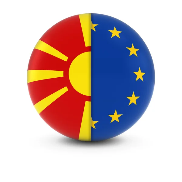 Baile de bandera macedonia y europea - Banderas divididas de Macedonia y la UE — Foto de Stock