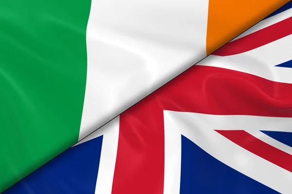 Σημαίες της Ιρλανδίας και του Ηνωμένου Βασιλείου διαιρεμένη διαγώνια-3D απόδοση της ιρλανδικής σημαίας και σημαία του Ηνωμένου Βασιλείου με μεταξένια υφή — Φωτογραφία Αρχείου