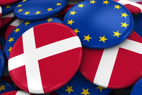 Vlajka odznaky z Dánska a Evropa v Pile - koncepce obrazu pro Dánsko a evropské vztahy - 3d ilustrace — Stock fotografie