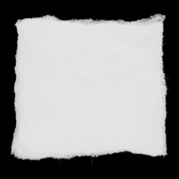 Chatarra cuadrada de papel blanco desgarrada aislada sobre fondo negro — Foto de Stock