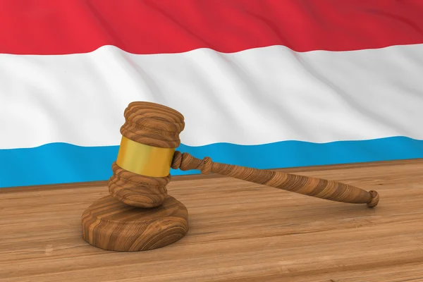 Concepto de Derecho luxemburgués - Bandera de Luxemburgo Detrás del martillo del juez Ilustración 3D — Foto de Stock