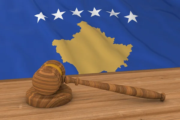 Concepto de Derecho kosovar - Bandera de Kosovo detrás del martillo del juez Ilustración 3D —  Fotos de Stock