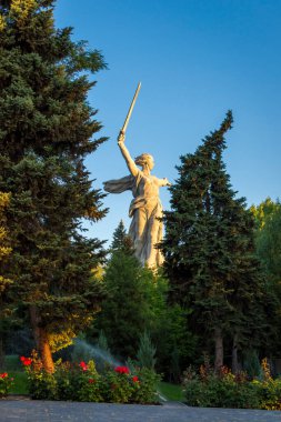 Volgograd şehri. Anavatan çağırıyor. Mamaev Kurgan