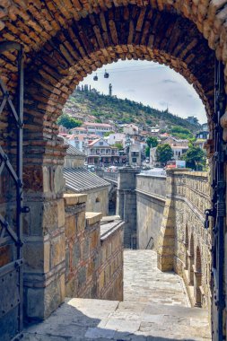 Yaşlı Tiflis 'in kemerden görünüşü