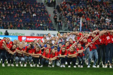 Rusya Federasyonu. Saint-Petersburg 'da. Gazprom Arena 'da. Futbol mu? 2020 Avrupa Şampiyonası elemeleri. 9 rauntluk grup I. Rusya Milli Takımı Belçika Milli Takımı. Rusya milli takımının futbolcusu, taraftarları, seyircileri,