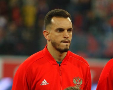 Rusya Federasyonu. Saint-Petersburg 'da. Gazprom Arena 'da. Futbol mu? 2020 Avrupa Şampiyonası elemeleri. 9 rauntluk grup I. Rusya Milli Takımı Belçika Milli Takımı. Rusya Milli Futbol Takımı oyuncusu Marinato Guilherme