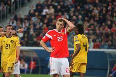 Rusya Federasyonu. Saint-Petersburg 'da. Gazprom Arena 'da. Futbol mu? 2020 Avrupa Şampiyonası elemeleri. 9 rauntluk grup I. Rusya Milli Takımı Belçika Milli Takımı. Rusya milli takımının futbol oyuncusu Artem Dzyuba