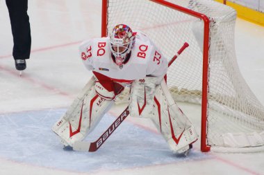 Rusya Federasyonu. Saint-Petersburg 'da. Buz Spor Sarayı. Hokey mi? Kontinental Hokey Ligi. Normal mevsim. KHL 2020 / 21 - SKA Saint Petersburg - Spartak Moskova. Spartak Hokey Kulübü oyuncusu Julius Hudacek (33).