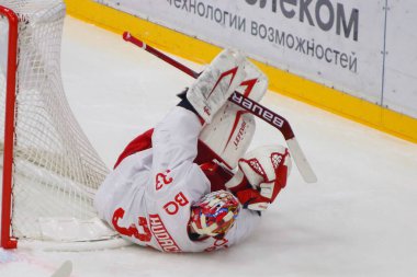Rusya Federasyonu. Saint-Petersburg 'da. Buz Spor Sarayı. Hokey mi? Kontinental Hokey Ligi. Normal mevsim. KHL 2020 / 21 - SKA Saint Petersburg - Spartak Moskova. Spartak Hokey Kulübü oyuncusu Julius Hudacek (33).