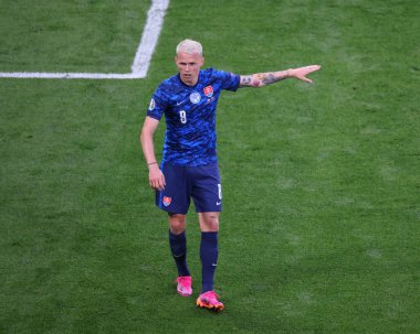Saint Petersburg, Rusya - 14 Haziran 2021: Futbol. 2020 Avrupa Futbol Şampiyonası. Birinci raunt, E Grubu Polonya ve Slovakya. Milli Takım oyuncusu Ondrej Duda