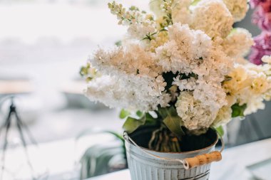 Güzel leylak buketinin yakın plan çekimi.