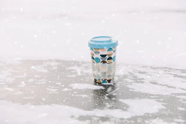 Buzlu Yeniden Kullanılabilir Kahve Fincanı — Stok fotoğraf