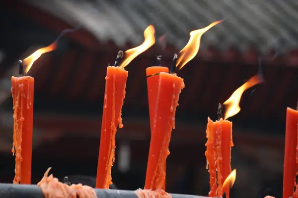 Bougies Rouges Dans Sanctuaire Chinois Prière Chinoise Rituel Chinois — Photo