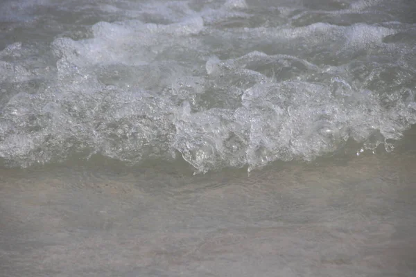 Kumsalda Dalgayı Temizle