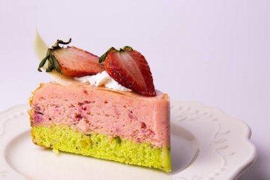 Çilekli Kek 'i kapat.