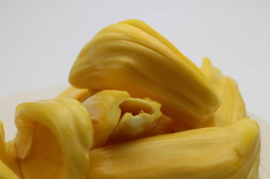 Beyaz arkaplandaki bir yığın Jackfruit 'i kapat