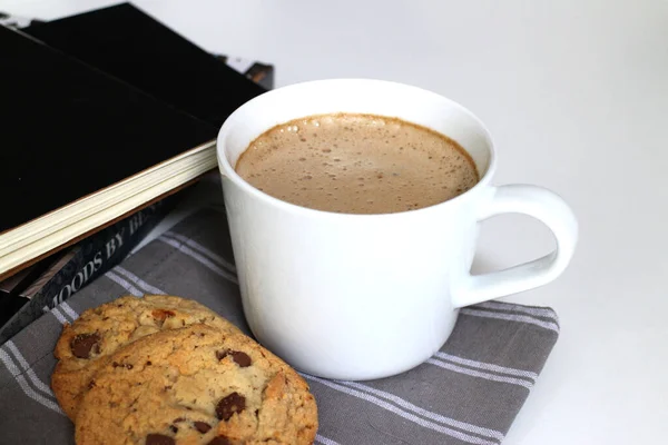 Hot Coffee Cookies Black Book White Background — Stock Photo, Image