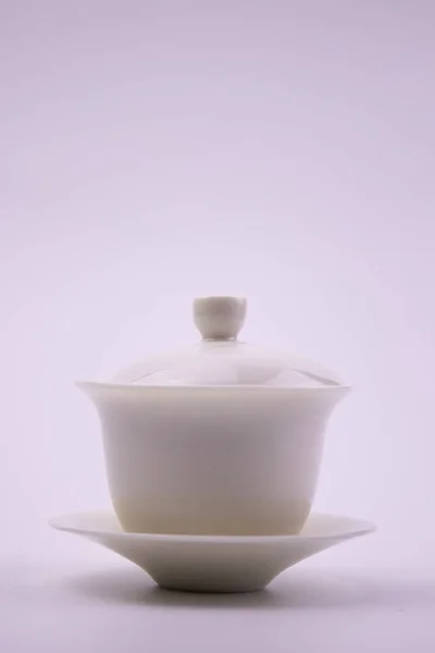 Biały Chiński Filiżanka Herbaty Białym Tle — Zdjęcie stockowe