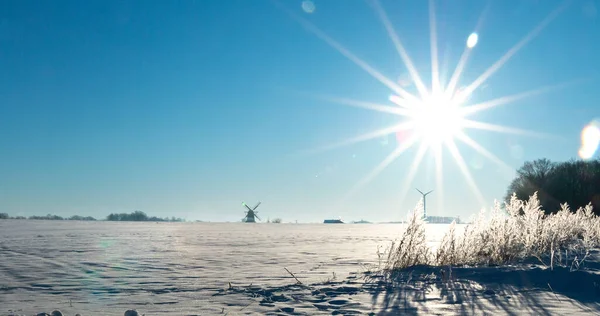 Sneeuwlandschap Met Een Historische Molen Klimaatgemeente Saerbeck Sinningen Duitsland Stockafbeelding