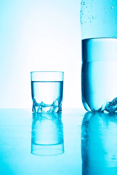 A friss víz Glas — Stock Fotó