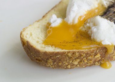 yumurta benedict tost İngiliz kahvaltısı plaka kavramı