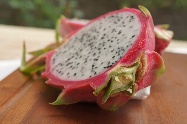 Fruta de dragón pitahaya pitaya tropical concepto tailandés saludable — Foto de Stock