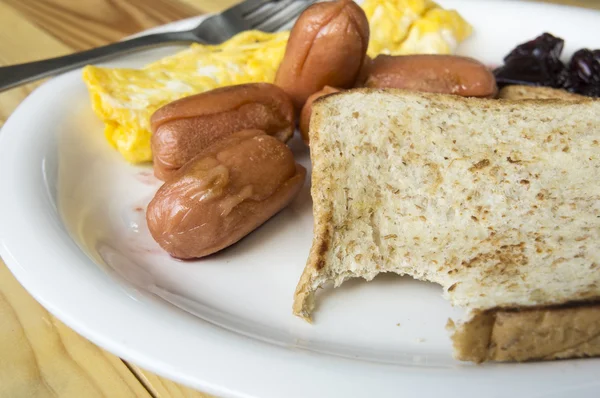 Breakfast on plate — Stock Photo, Image