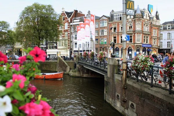 18.08.15 - Hollandia - Amsterdam Amszterdam - szerkesztői - víz — Stock Fotó
