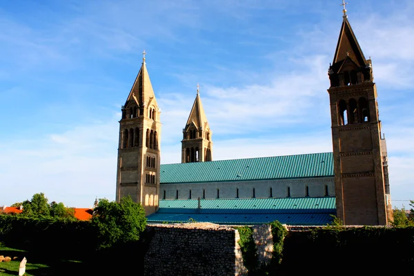 Basílica de São Pedro - Pecs, Hungria . — Fotografia de Stock