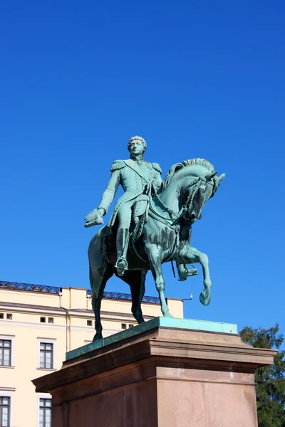 在奥斯陆的挪威国王 Carl Johan Xiv 的雕像 — 图库照片