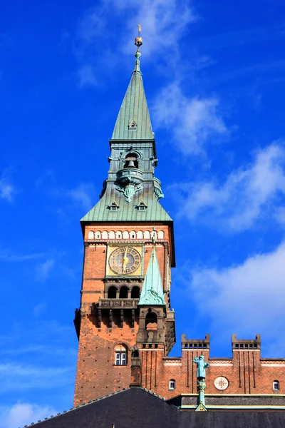 La tour de l'Hôtel de Ville, Copenhague, Danemark — Photo