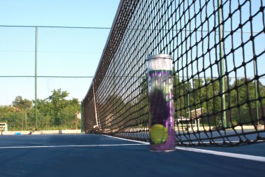 Tenisi ağları Tenis coart üzerinde