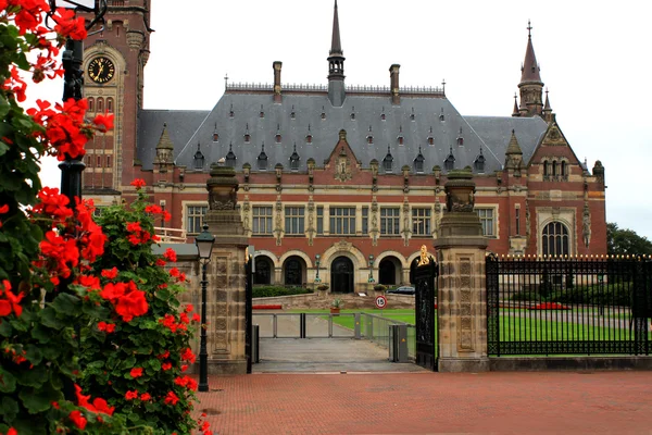 Palácio de paz da ONU em Haia, Países Baixos — Fotografia de Stock