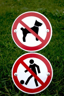 kısıtlı köpek ve çocuk oyun parkı