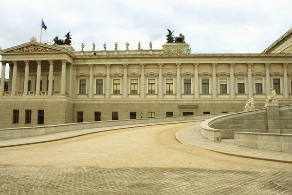 Rakouský parlament ve Vídni. — Stock fotografie