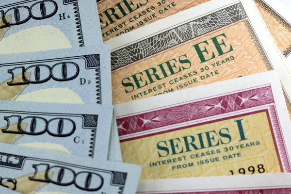 Amerika Birleşik Devletleri tasarruf bonosu ile Amerikan Doları - Finansal güvenlik