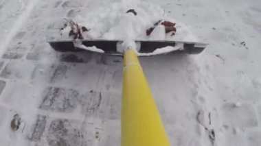 Kar kürekle sonra kış fırtına çıkarma.