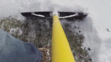 Kar kürekle sonra kış fırtına çıkarma.