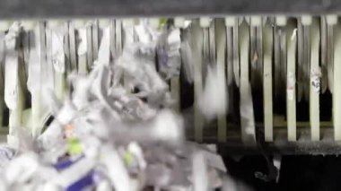 Doğrama ve belgeleri yırtılma kağıt öğütücü