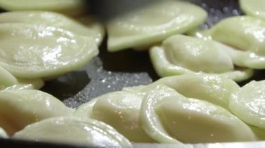 Perogi köfte kızartma tavası borulu fırın pişirme